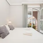 Дом отдыха House With Sea And Mountain Views On The Beach, Bahia De Марбелья