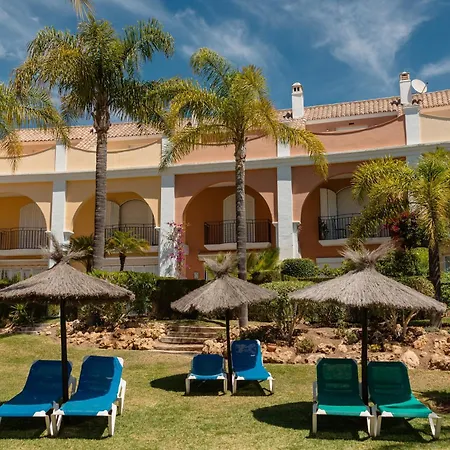 House With Sea And Mountain Views On The Beach, Bahia De بيت للعطل *