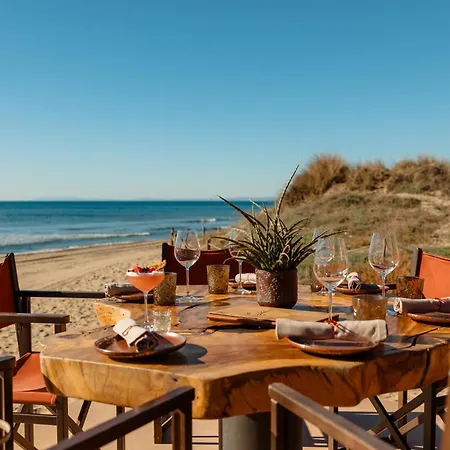 House With Sea And Mountain Views On The Beach, Bahia De * Marbella