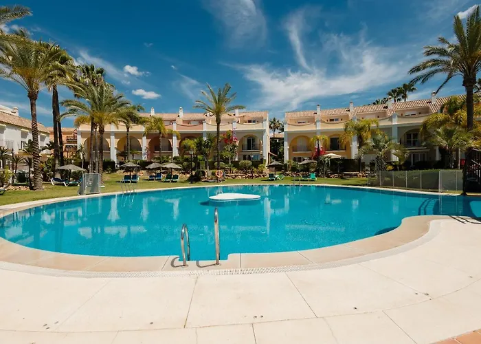 House With Sea And Mountain Views On The Beach, Bahia De Marbella