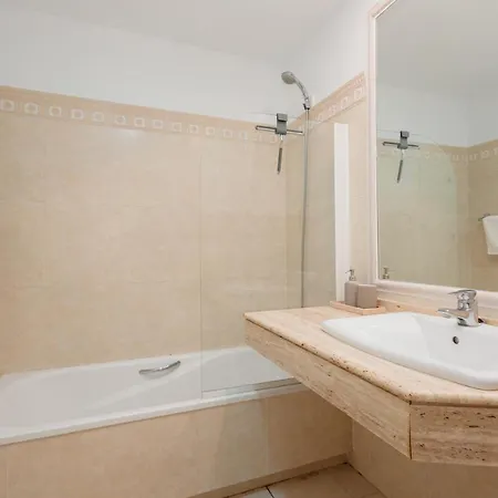 House With Sea And Mountain Views On The Beach, Bahia De * Marbella