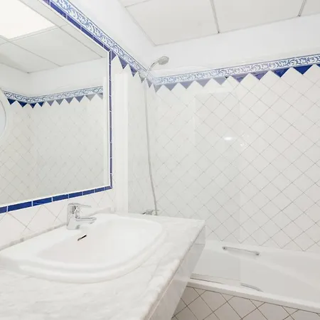 Holiday home House With Sea And Mountain Views On The Beach, Bahia De Marbella