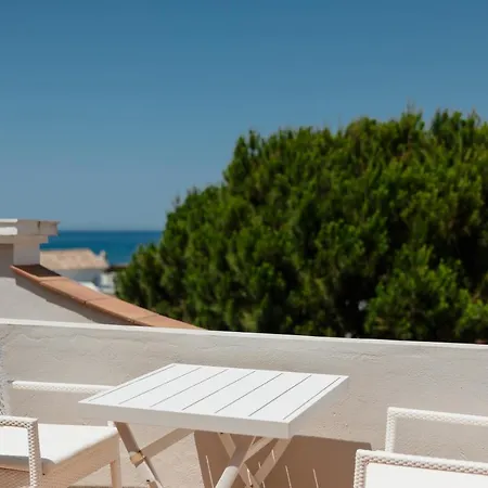 Holiday home House With Sea And Mountain Views On The Beach, Bahia De *