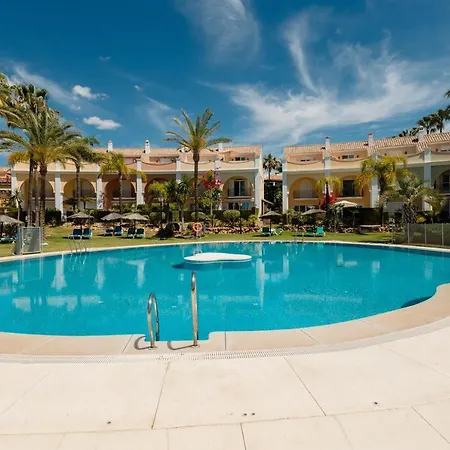 House With Sea And Mountain Views On The Beach, Bahia De Marbella