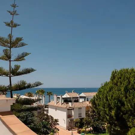 House With Sea And Mountain Views On The Beach, Bahia De Holiday home