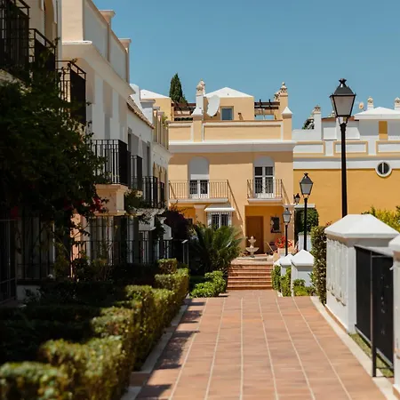 House With Sea And Mountain Views On The Beach, Bahia De